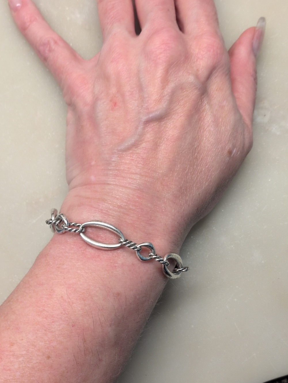 Sale!🔥Brighton Oval Link Bracelet Silver Adjustable - Picture 5 of 11